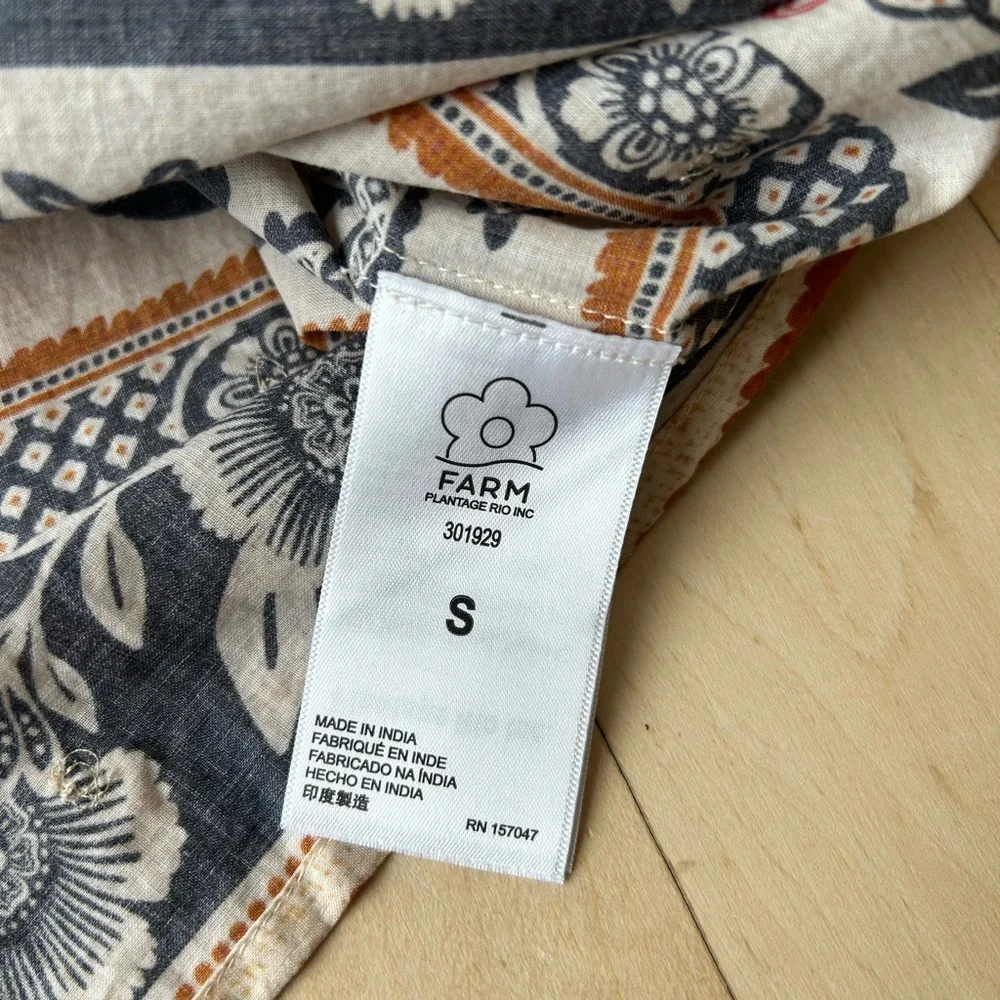 FARM Rio Romantic Garden Blouse 100% Cotton Tan w/Tropical Floral Print Sz Small - Picture 11 of 14